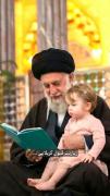 از تاریکی های این جهان به سوی کربلا آمد ه ام