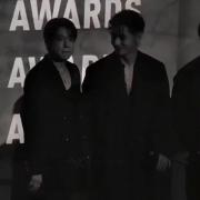 ..............................🌑✨