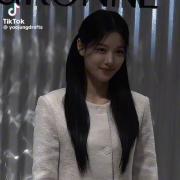 Kim yoo jung..................
