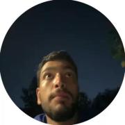 فق اونجایی که میگه یکم مرد باش 😂😂😂