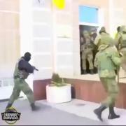 کماندو های آمریکایی در حال تمرین حمله زمینی به ایران😂