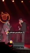 منو رفیقم بدون هیچ دلیلی :🤣