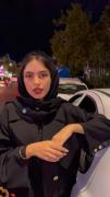 اسم این دختره رو کسی می‌دونه؟؟