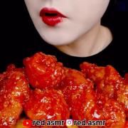 تست مرغ سوخاری تند وخوشمزه و پر سس 🍜🍗🥢