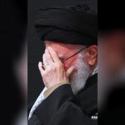 من فدای اشکهایت آقاجانم ما بمیریم و اشکهای شما رو نبینیم🥺