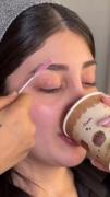 میکاپ صورتی ..................