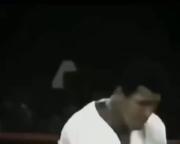 محمد علی کلی مشهور به بهترین بوکسر رقص پا