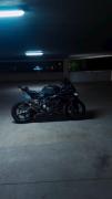 BMW ............................