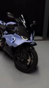 BMW.... .. . . . . .. .. . . . . .
