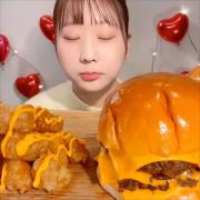 اسمر فود کره ای 🌭🍕🍟🍡🍜....