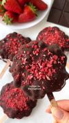 ابداع خوراکی با شکلات ، توت فرنگی و...🍓🍫🍓🍫