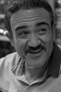 خر ادمو بوس کنه…………………………………….