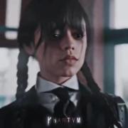 ونزدی مامان بزرگش از خودش دارک تره☠️🖤