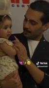 داداش بزرگ بودن بیشتر از بابا بودن بهش میادا..