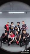 ...★stray kids★... ‌