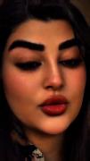 کی میدانه حالم اشوبه به همه میگم حالم خوبه ......../....